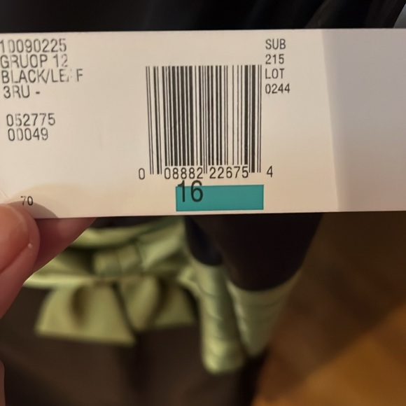 Jones Wear Dress - Picture 4 of 4